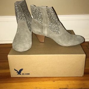 American Eagle ankle booties